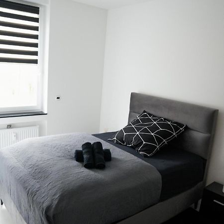 Ferienwohnung Hills Дуйсбург Екстер'єр фото